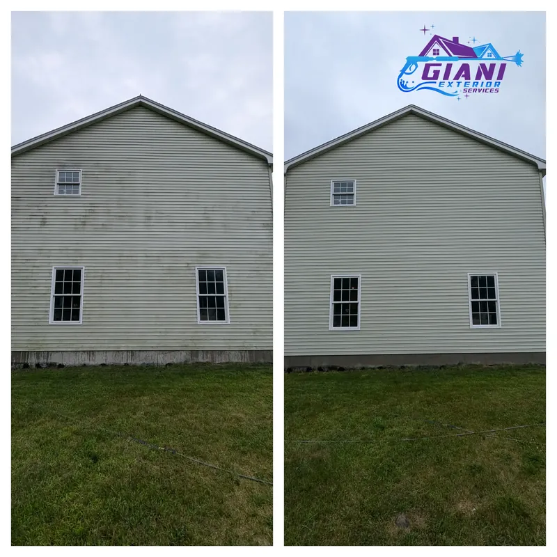 Before and after house washing in Epping, NH