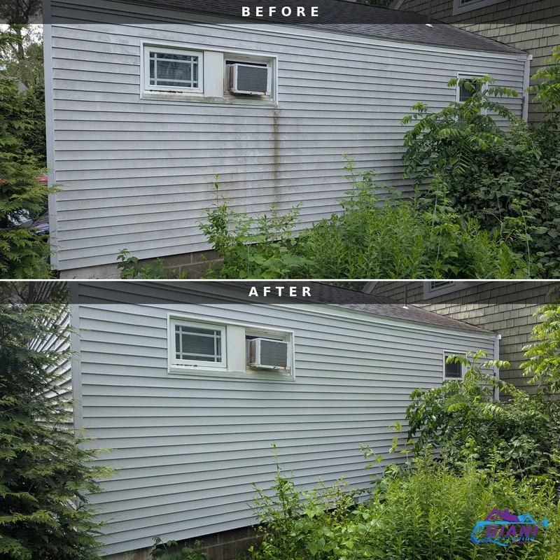Before and after house washing in Kittery, ME